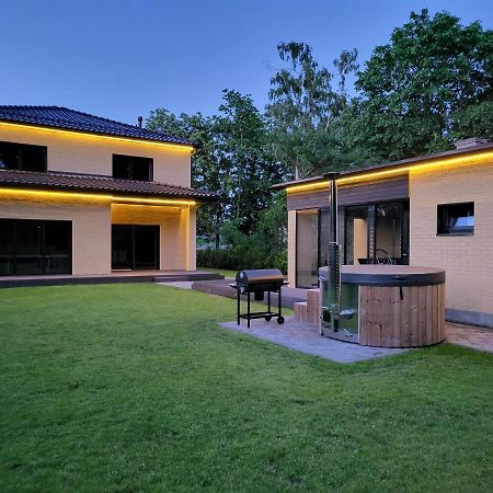 Vomikay Villa 塔林 外观 照片