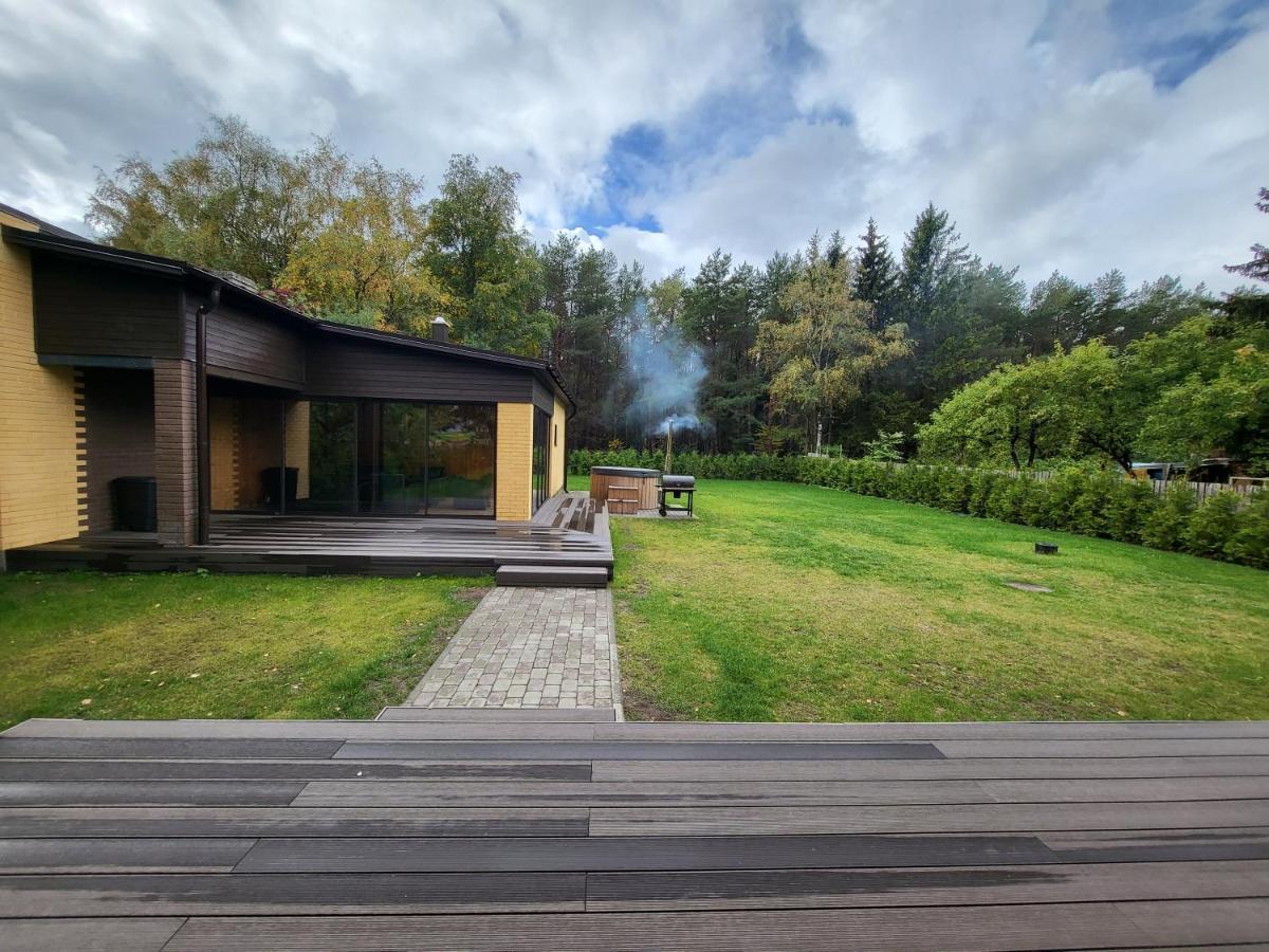 Vomikay Villa 塔林 外观 照片